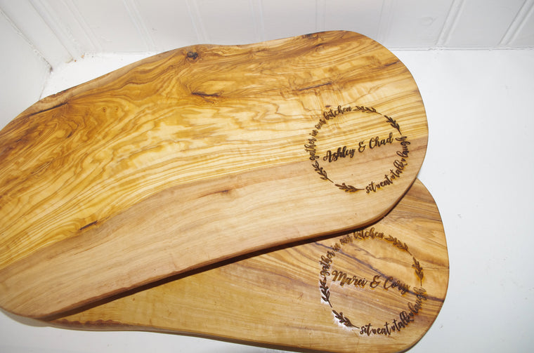 Personalized gifts, cutting boards, Family Signs, Mugs, Tumblers, seasonal decor